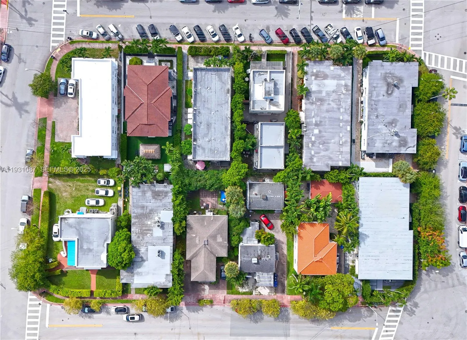 815 W 39th St, Miami Beach, Florida 33140, Miami Beach, Florida 33140, ,Residential Income,For Sale,815 W 39th St, Miami Beach, Florida 33140,A11931087