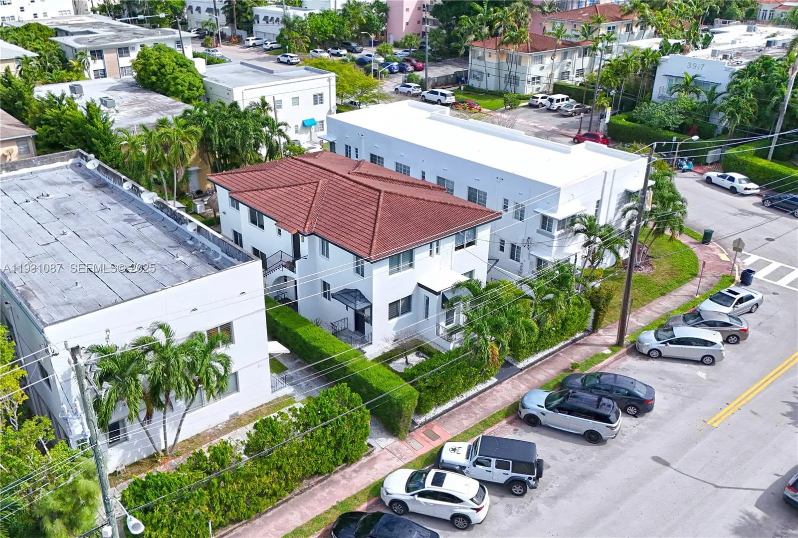 815 W 39th St, Miami Beach, Florida 33140, Miami Beach, Florida 33140, ,Residential Income,For Sale,815 W 39th St, Miami Beach, Florida 33140,A11931087