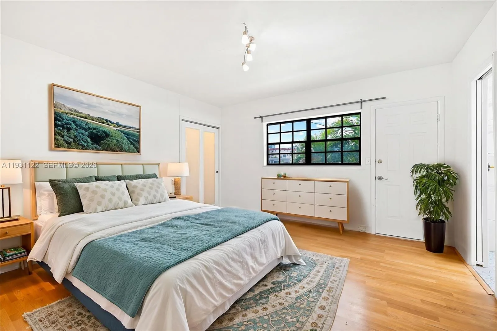 Primary bedroom