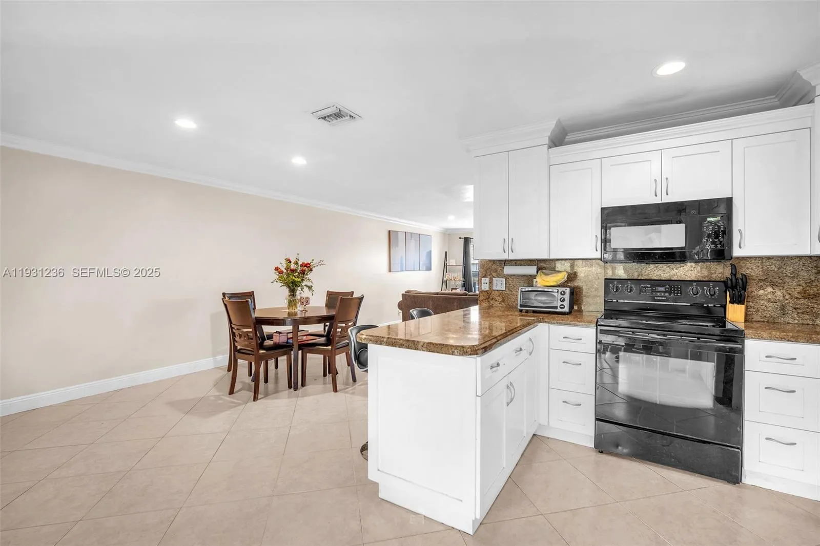 3370 N Beau Rivage Dr 3n, Pompano Beach, Florida 3, Pompano Beach, Florida 33064, 3 Bedrooms Bedrooms, ,2 BathroomsBathrooms,Residential,For Sale,3370 N Beau Rivage Dr 3n, Pompano Beach, Florida 3,A11931236