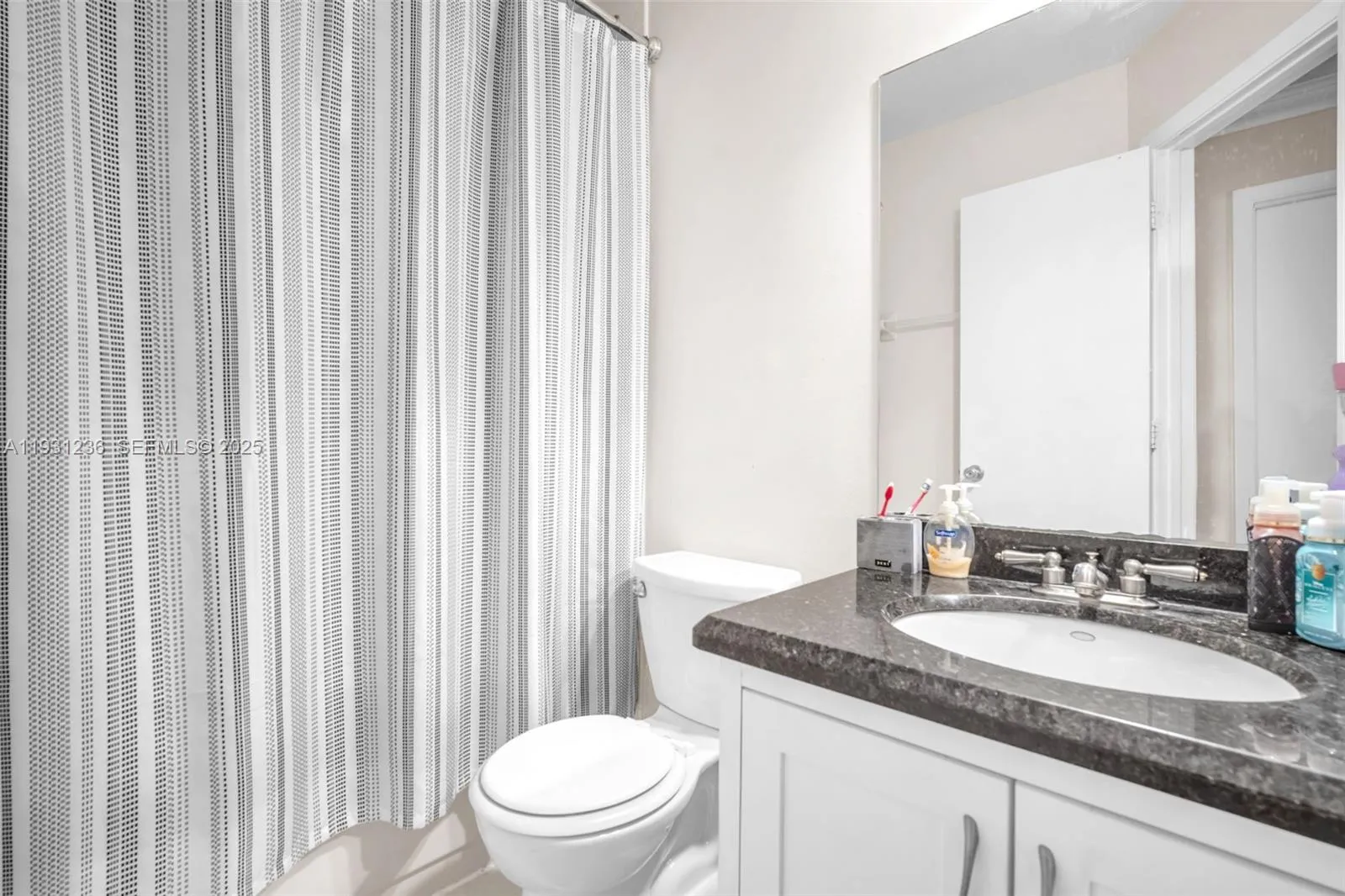 3370 N Beau Rivage Dr 3n, Pompano Beach, Florida 3, Pompano Beach, Florida 33064, 3 Bedrooms Bedrooms, ,2 BathroomsBathrooms,Residential,For Sale,3370 N Beau Rivage Dr 3n, Pompano Beach, Florida 3,A11931236