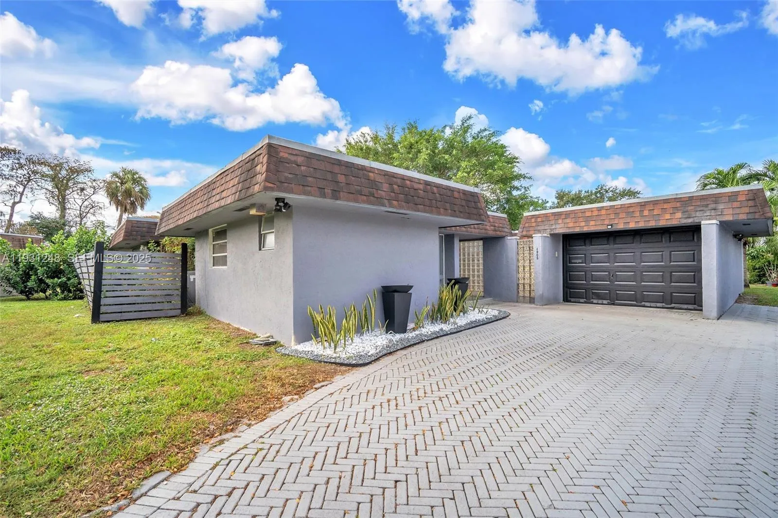 Tamarac, Florida 33319, 4 Bedrooms Bedrooms, ,3 BathroomsBathrooms,Residential,For Sale,A11931248