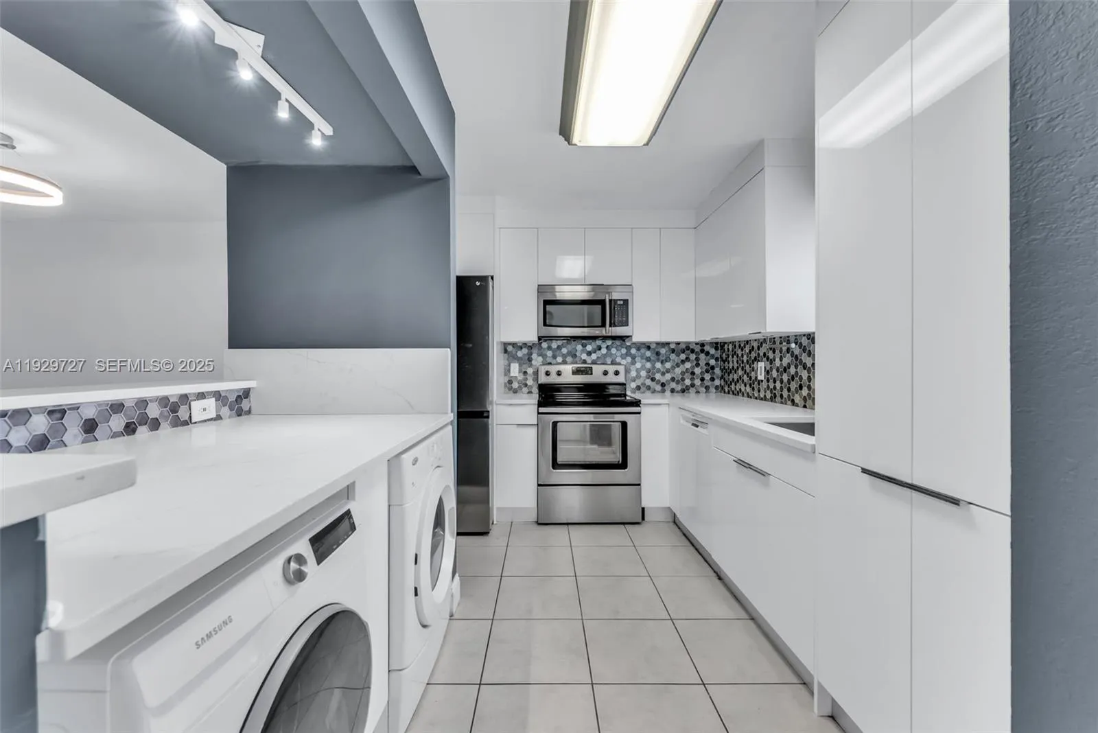 2945 Nw 68th St, Fort Lauderdale, Florida 33309, Fort Lauderdale, Florida 33309, 3 Bedrooms Bedrooms, ,2 BathroomsBathrooms,Residential Lease,For Rent,2945 Nw 68th St, Fort Lauderdale, Florida 33309,A11929727