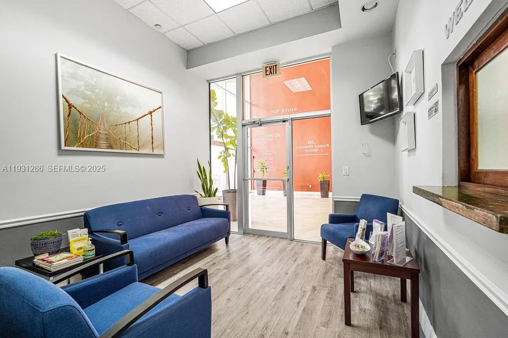 2645 Sw 37th Ave. 101, Coral Gables, Florida 33133, Coral Gables, Florida 33133, ,Commercial Lease,For Rent,2645 Sw 37th Ave. 101, Coral Gables, Florida 33133,A11931286