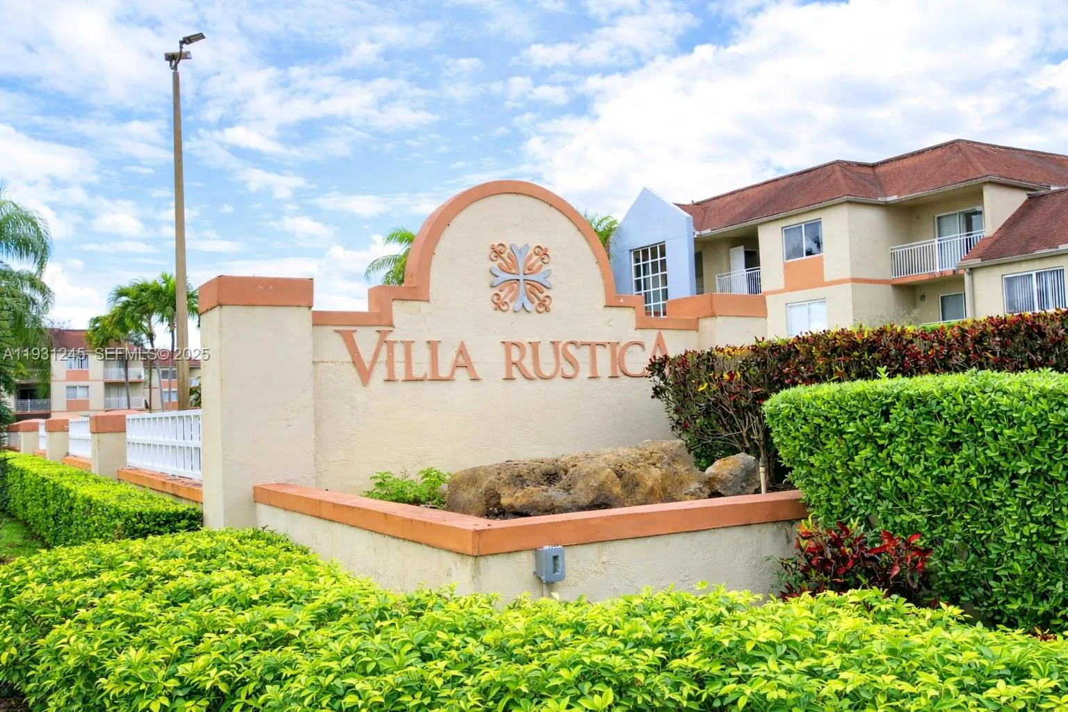 18810 Nw 57th Ave 102, Hialeah, Florida 33015, Hialeah, Florida 33015, 2 Bedrooms Bedrooms, ,2 BathroomsBathrooms,Residential,For Sale,18810 Nw 57th Ave 102, Hialeah, Florida 33015,A11931245