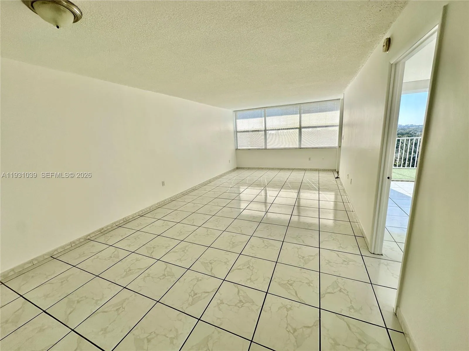 1200 Ne Miami Gardens Dr 1011w, Miami, Florida 331, Miami, Florida 33179, 1 Bedroom Bedrooms, ,1 BathroomBathrooms,Residential Lease,For Rent,1200 Ne Miami Gardens Dr 1011w, Miami, Florida 331,A11931039