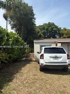 1385 Ne 133rd St -, North Miami, Florida 33161, North Miami, Florida 33161, ,1 BathroomBathrooms,Residential Lease,For Rent,1385 Ne 133rd St -, North Miami, Florida 33161,A11930962