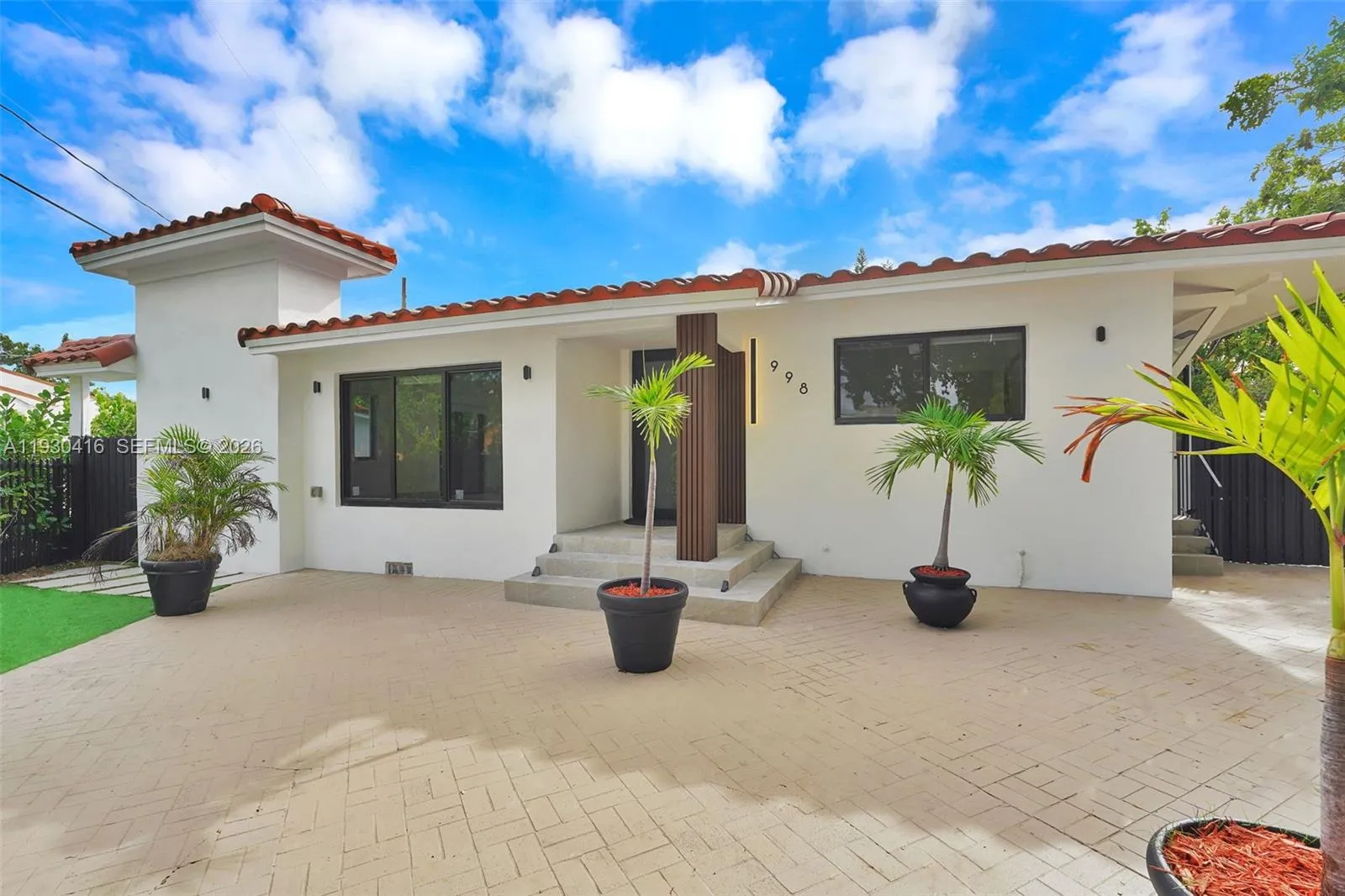 998 Sw 11th St, Miami, Florida 33129, Miami, Florida 33129, 5 Bedrooms Bedrooms, ,4 BathroomsBathrooms,Residential,For Sale,998 Sw 11th St, Miami, Florida 33129,A11930416