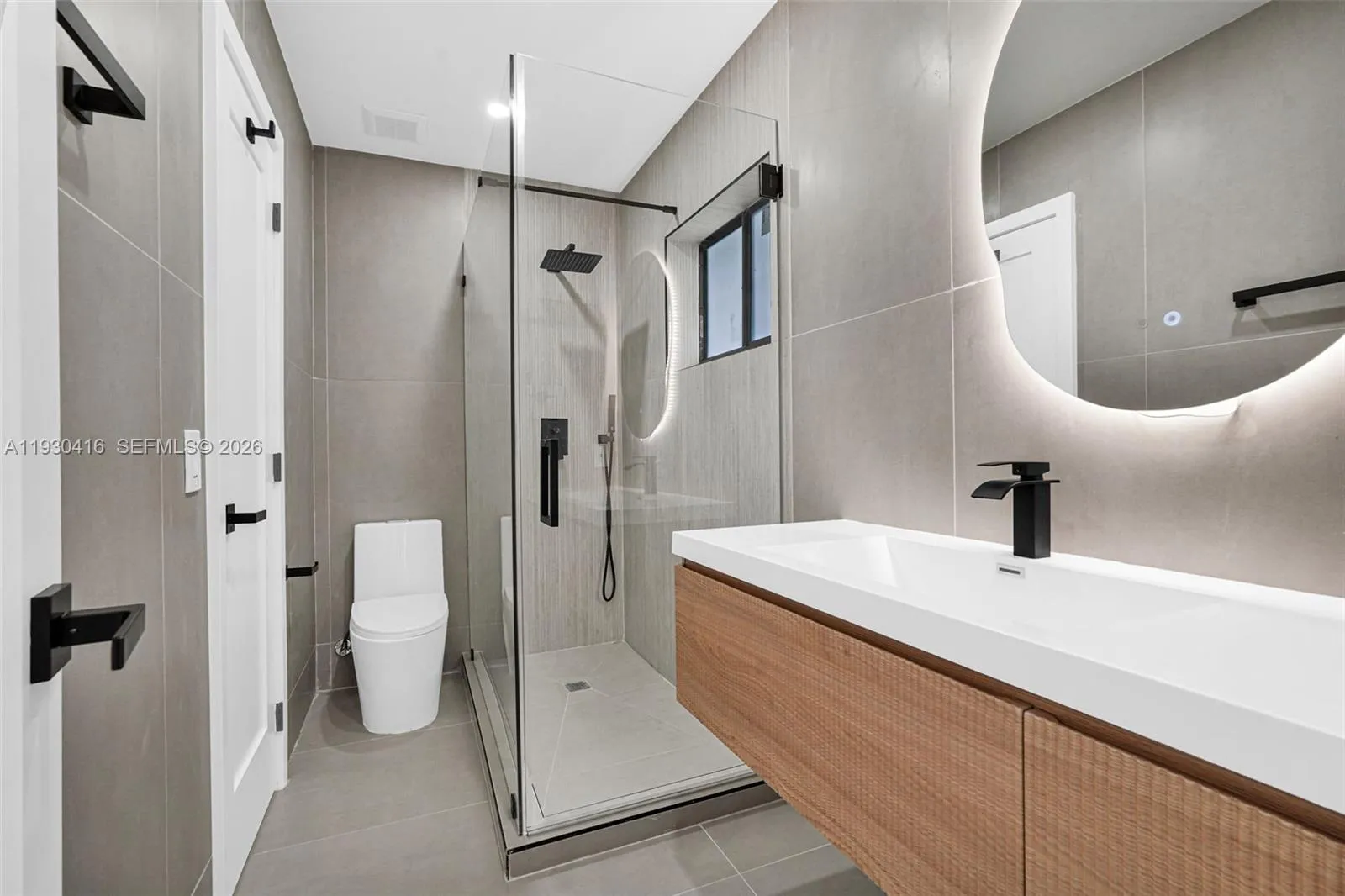 998 Sw 11th St, Miami, Florida 33129, Miami, Florida 33129, 5 Bedrooms Bedrooms, ,4 BathroomsBathrooms,Residential,For Sale,998 Sw 11th St, Miami, Florida 33129,A11930416