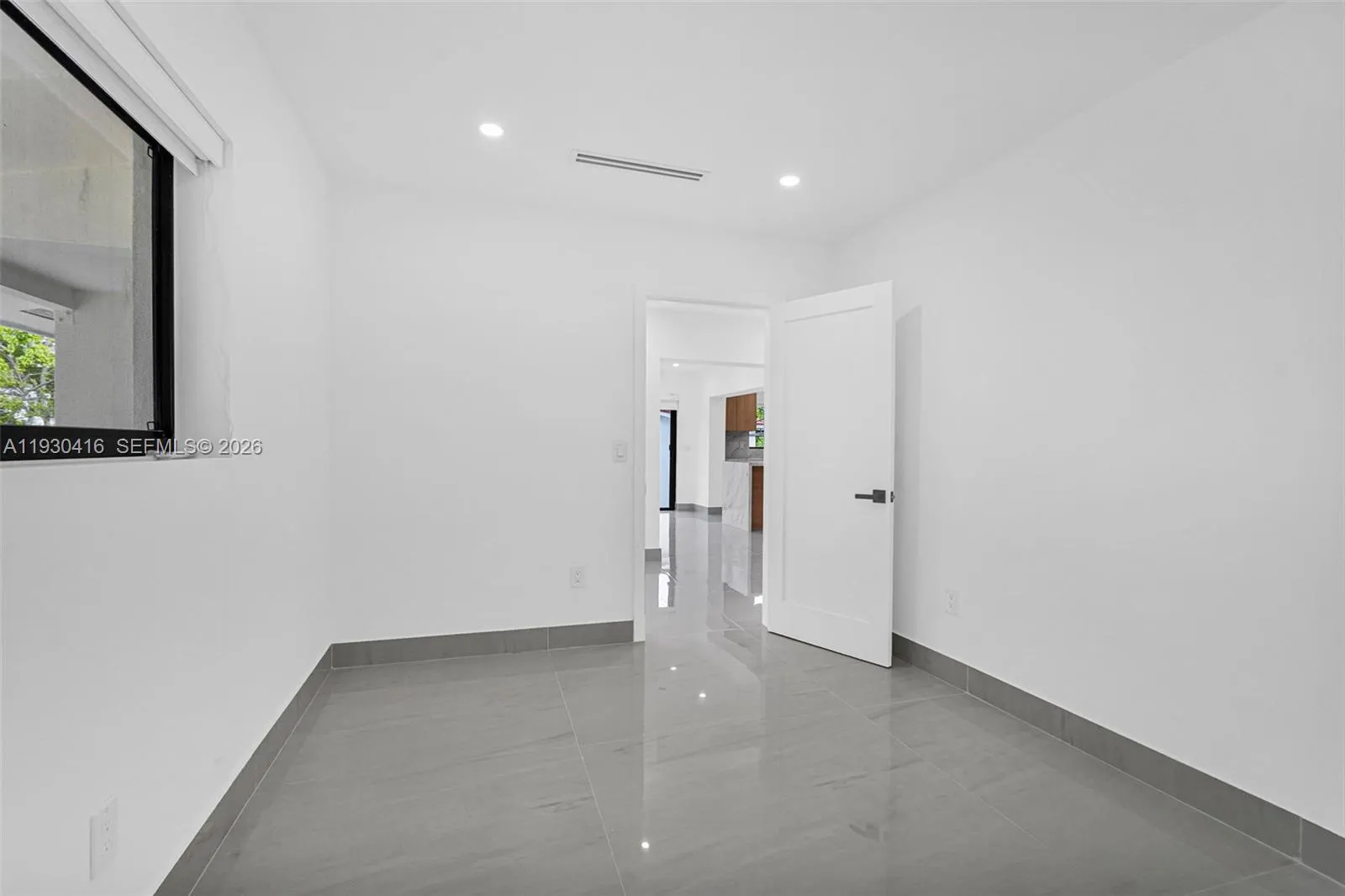 998 Sw 11th St, Miami, Florida 33129, Miami, Florida 33129, 5 Bedrooms Bedrooms, ,4 BathroomsBathrooms,Residential,For Sale,998 Sw 11th St, Miami, Florida 33129,A11930416