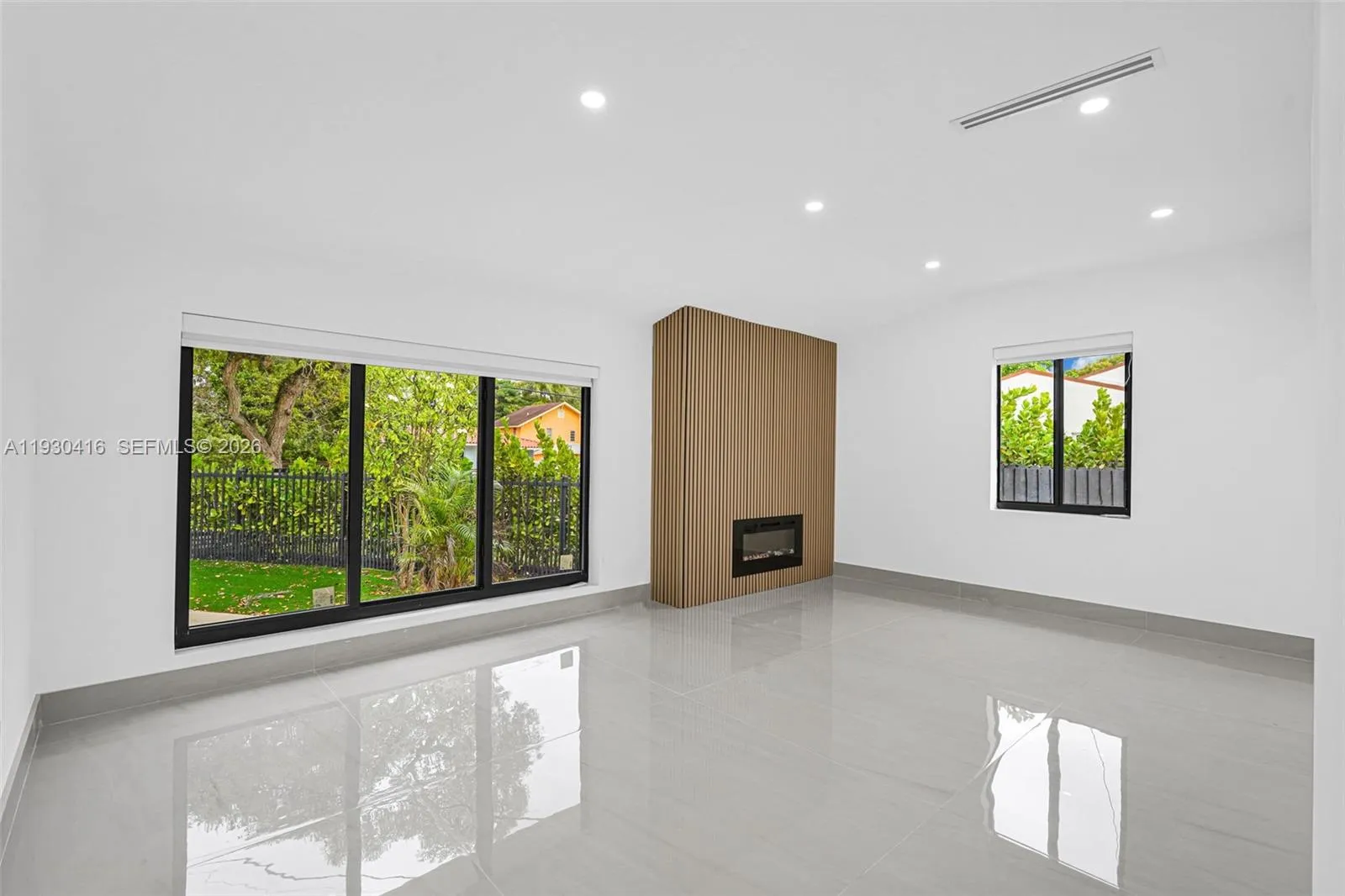 998 Sw 11th St, Miami, Florida 33129, Miami, Florida 33129, 5 Bedrooms Bedrooms, ,4 BathroomsBathrooms,Residential,For Sale,998 Sw 11th St, Miami, Florida 33129,A11930416