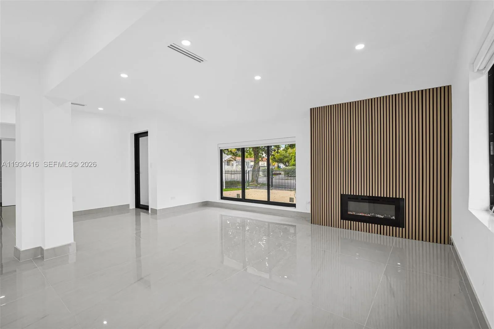 998 Sw 11th St, Miami, Florida 33129, Miami, Florida 33129, 5 Bedrooms Bedrooms, ,4 BathroomsBathrooms,Residential,For Sale,998 Sw 11th St, Miami, Florida 33129,A11930416