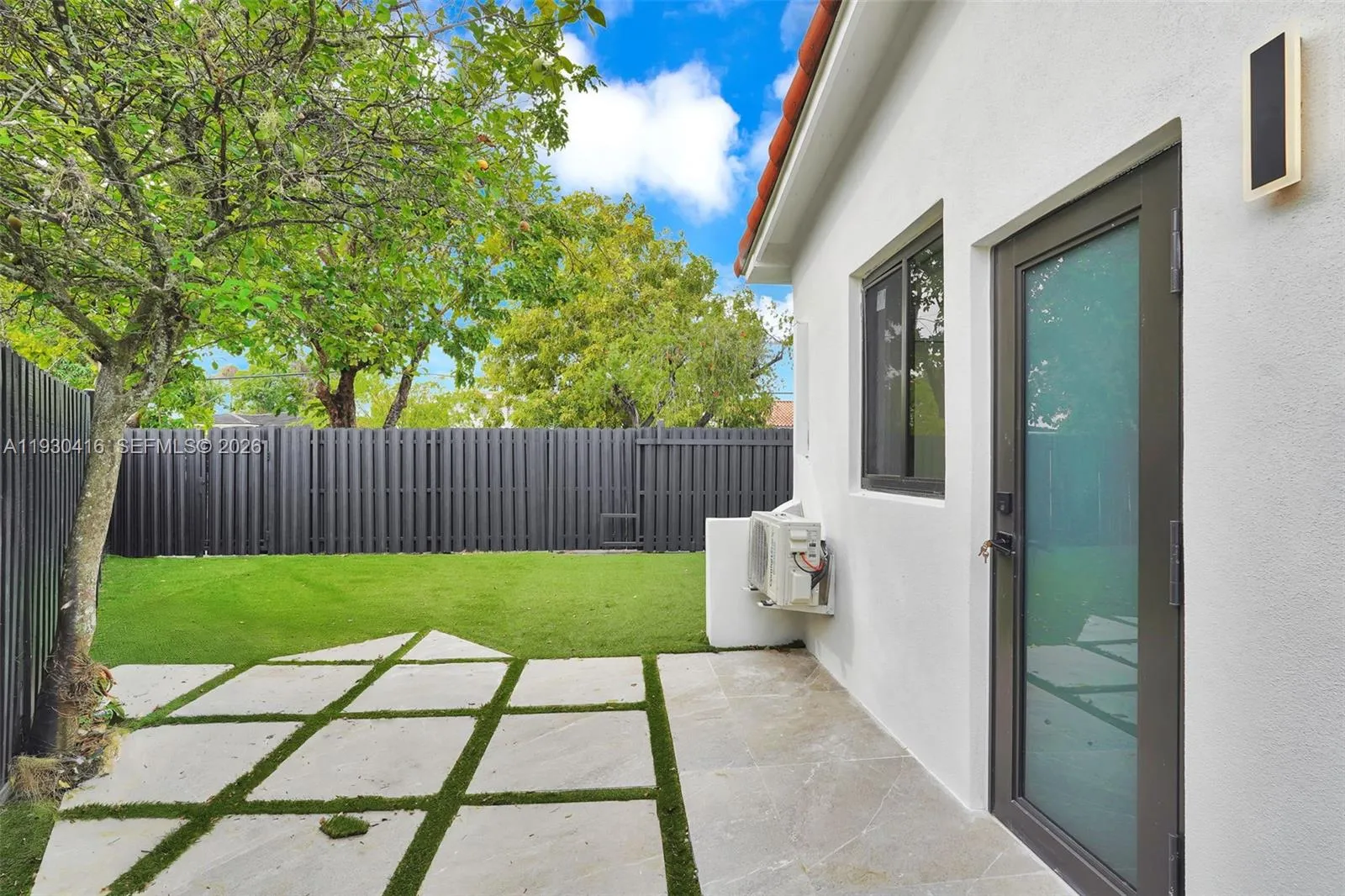 998 Sw 11th St, Miami, Florida 33129, Miami, Florida 33129, 5 Bedrooms Bedrooms, ,4 BathroomsBathrooms,Residential,For Sale,998 Sw 11th St, Miami, Florida 33129,A11930416