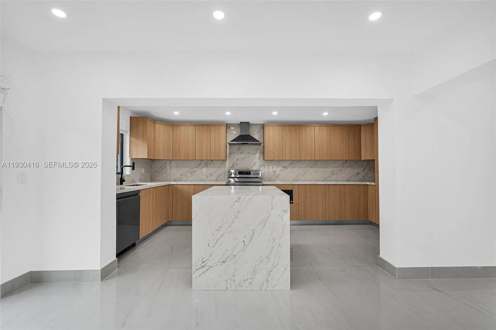 998 Sw 11th St, Miami, Florida 33129, Miami, Florida 33129, 5 Bedrooms Bedrooms, ,4 BathroomsBathrooms,Residential,For Sale,998 Sw 11th St, Miami, Florida 33129,A11930416