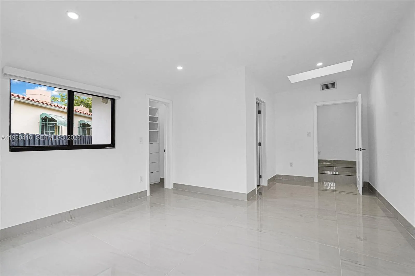 998 Sw 11th St, Miami, Florida 33129, Miami, Florida 33129, 5 Bedrooms Bedrooms, ,4 BathroomsBathrooms,Residential,For Sale,998 Sw 11th St, Miami, Florida 33129,A11930416