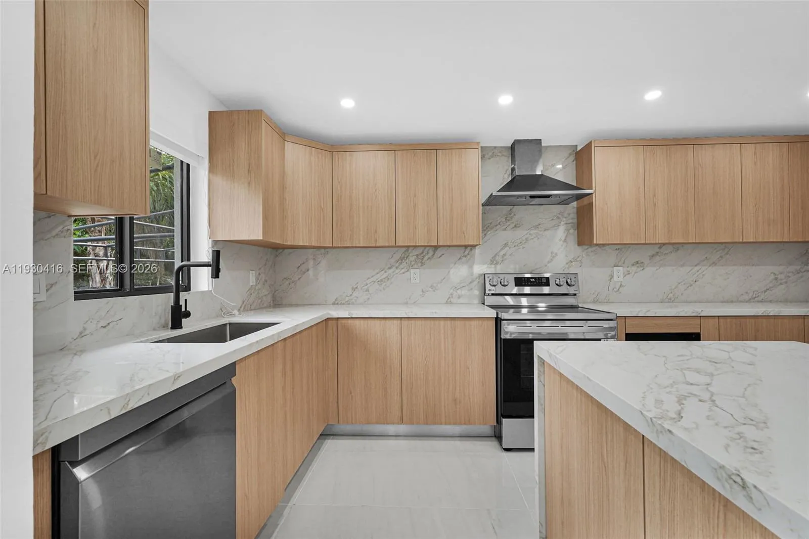 998 Sw 11th St, Miami, Florida 33129, Miami, Florida 33129, 5 Bedrooms Bedrooms, ,4 BathroomsBathrooms,Residential,For Sale,998 Sw 11th St, Miami, Florida 33129,A11930416