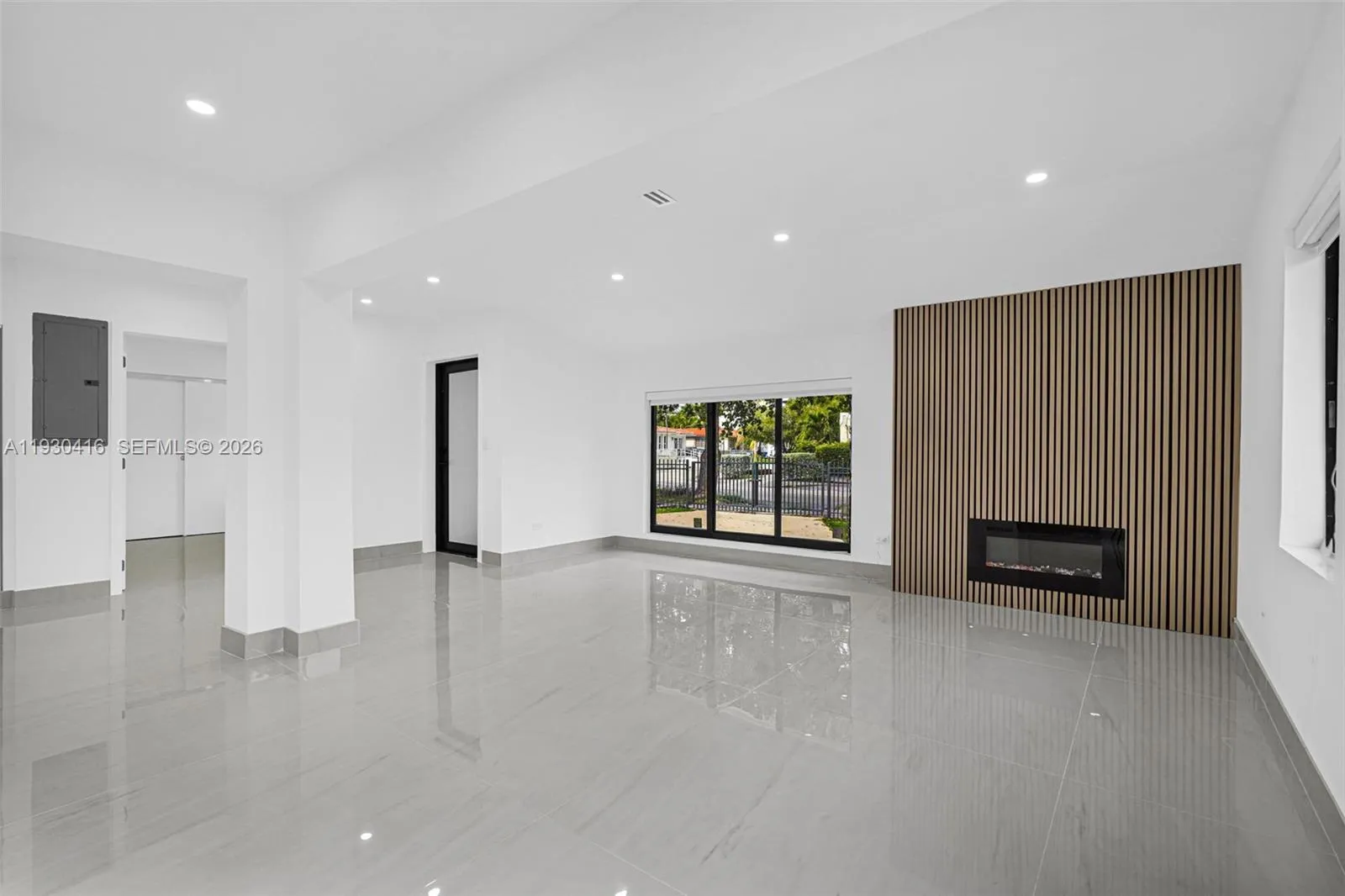 998 Sw 11th St, Miami, Florida 33129, Miami, Florida 33129, 5 Bedrooms Bedrooms, ,4 BathroomsBathrooms,Residential,For Sale,998 Sw 11th St, Miami, Florida 33129,A11930416