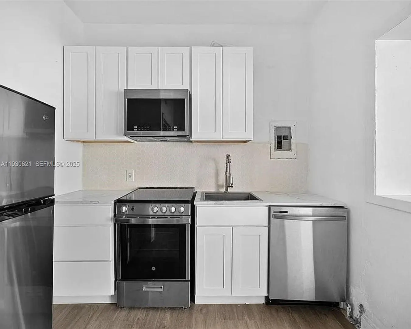 2822 Pine Tree Dr, Miami Beach, Florida 33140, Miami Beach, Florida 33140, ,Commercial Sale,For Sale,2822 Pine Tree Dr, Miami Beach, Florida 33140,A11930621