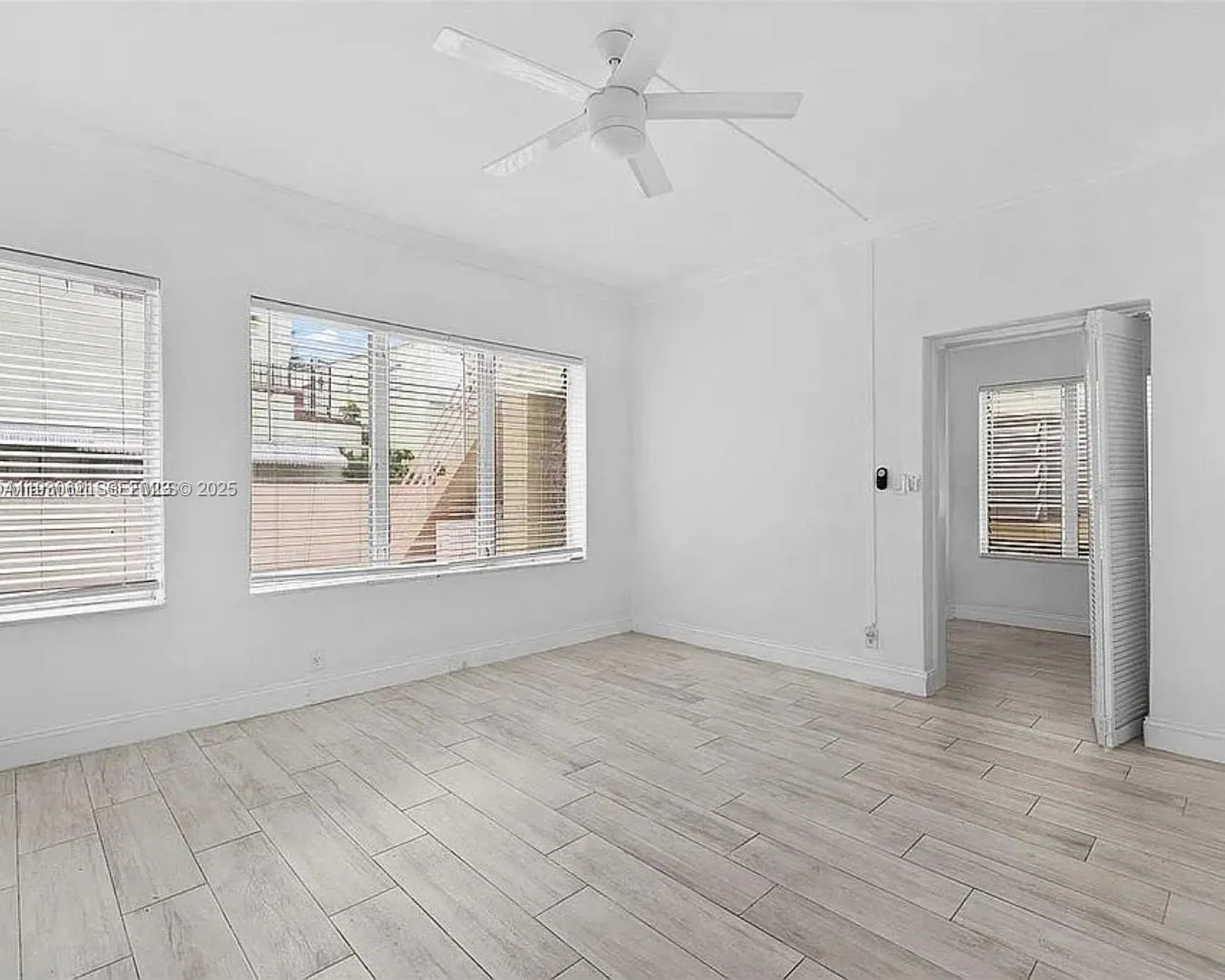 2822 Pine Tree Dr, Miami Beach, Florida 33140, Miami Beach, Florida 33140, ,Commercial Sale,For Sale,2822 Pine Tree Dr, Miami Beach, Florida 33140,A11930621