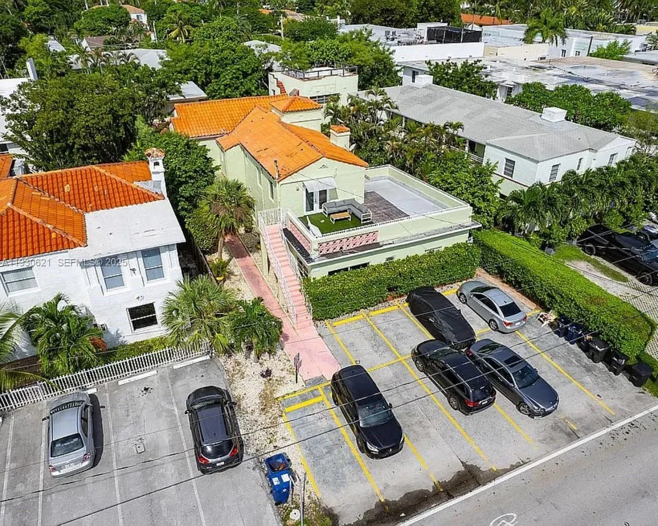 2822 Pine Tree Dr, Miami Beach, Florida 33140, Miami Beach, Florida 33140, ,Commercial Sale,For Sale,2822 Pine Tree Dr, Miami Beach, Florida 33140,A11930621