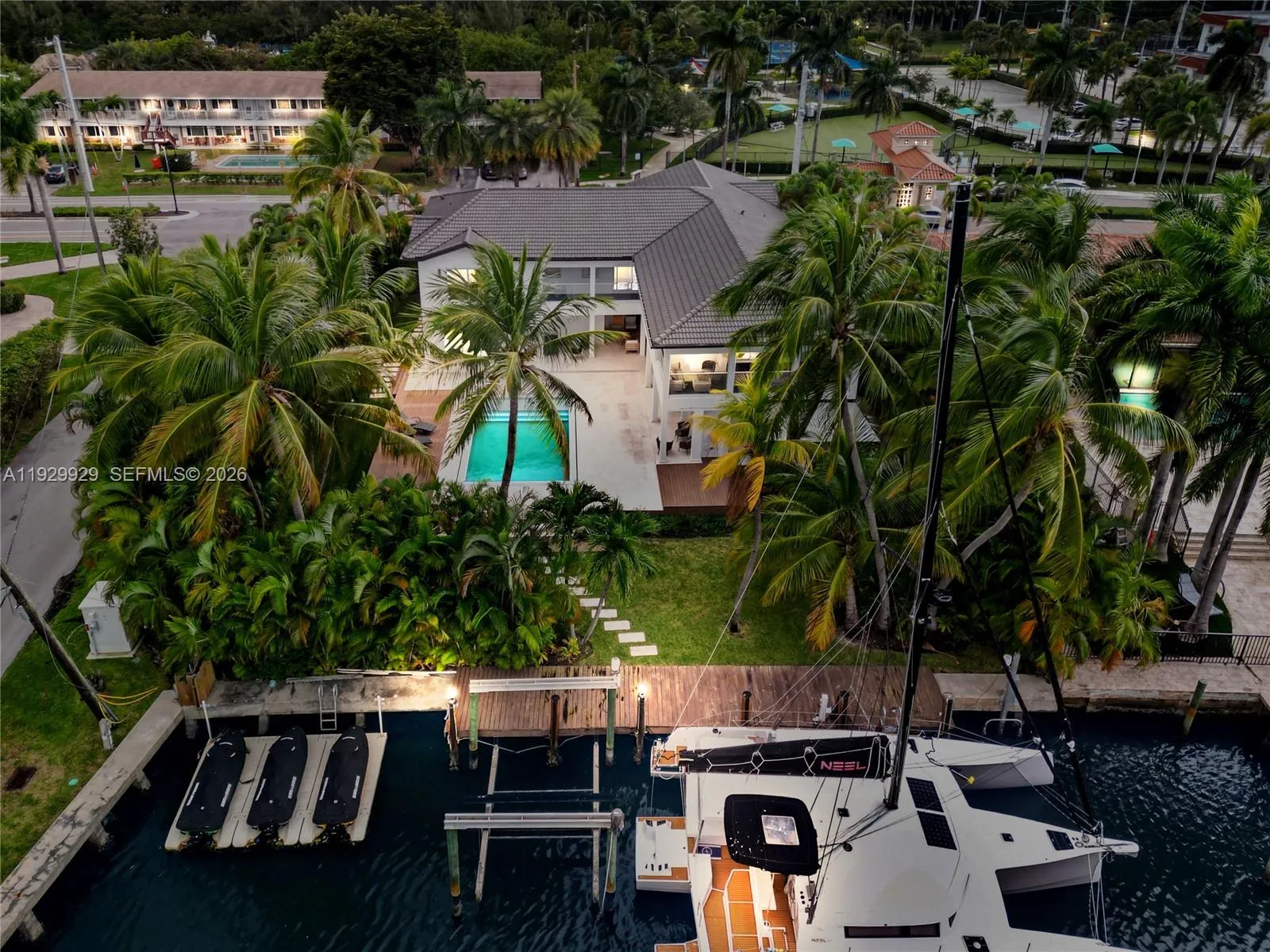 431 Layne Blvd, Hallandale Beach, Florida 33009, Hallandale Beach, Florida 33009, 6 Bedrooms Bedrooms, ,7 BathroomsBathrooms,Residential,For Sale,431 Layne Blvd, Hallandale Beach, Florida 33009,A11929929