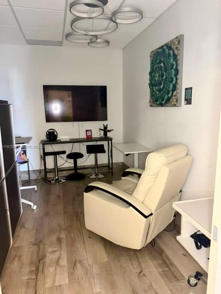 2500 E Hallandale Beach Blvd, Hallandale Beach, Fl, Hallandale Beach, Florida 33009, ,Business Opportunity,For Sale,2500 E Hallandale Beach Blvd, Hallandale Beach, Fl,A11913891