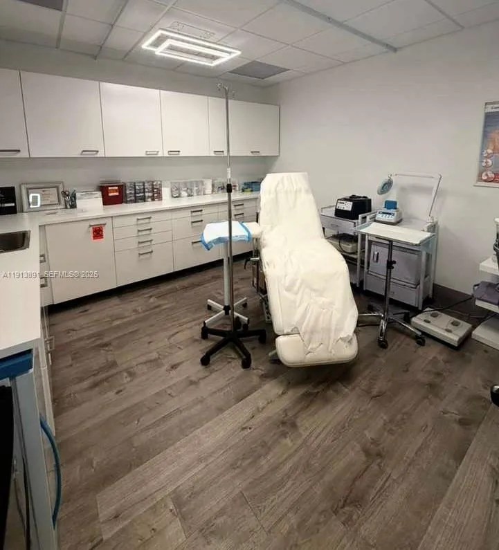 2500 E Hallandale Beach Blvd, Hallandale Beach, Fl, Hallandale Beach, Florida 33009, ,Business Opportunity,For Sale,2500 E Hallandale Beach Blvd, Hallandale Beach, Fl,A11913891