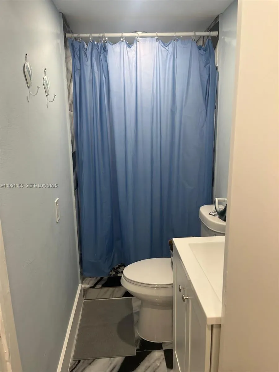 1535 Sw 2nd St, Miami, Florida 33135, Miami, Florida 33135, ,Residential Income,For Sale,1535 Sw 2nd St, Miami, Florida 33135,A11931155