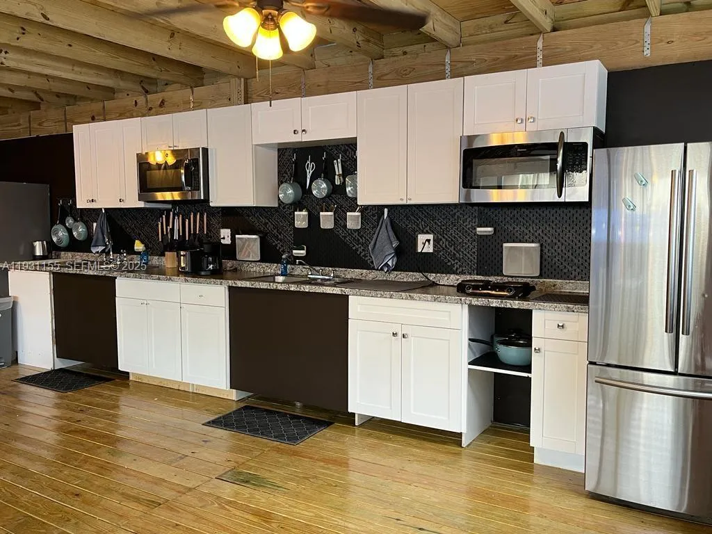 1535 Sw 2nd St, Miami, Florida 33135, Miami, Florida 33135, ,Residential Income,For Sale,1535 Sw 2nd St, Miami, Florida 33135,A11931155