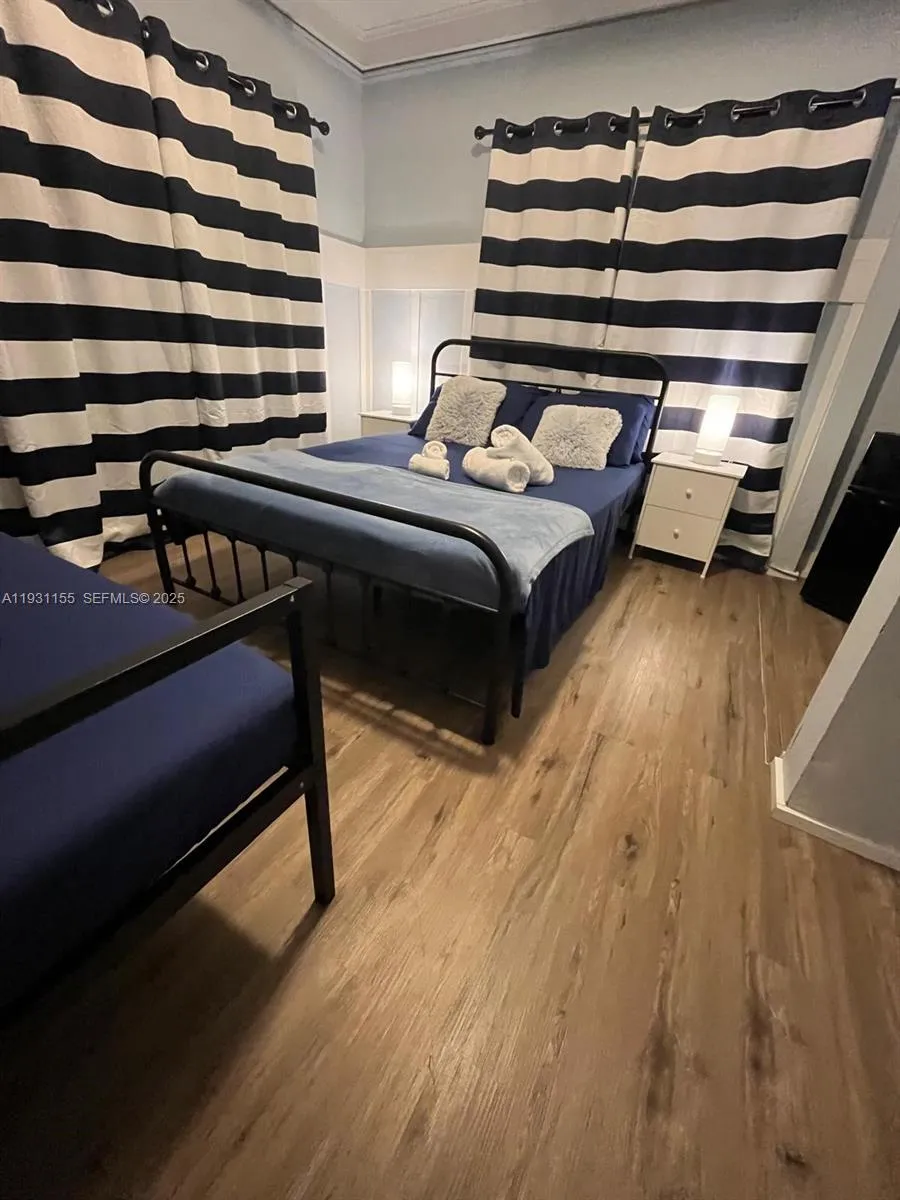 1535 Sw 2nd St, Miami, Florida 33135, Miami, Florida 33135, ,Residential Income,For Sale,1535 Sw 2nd St, Miami, Florida 33135,A11931155