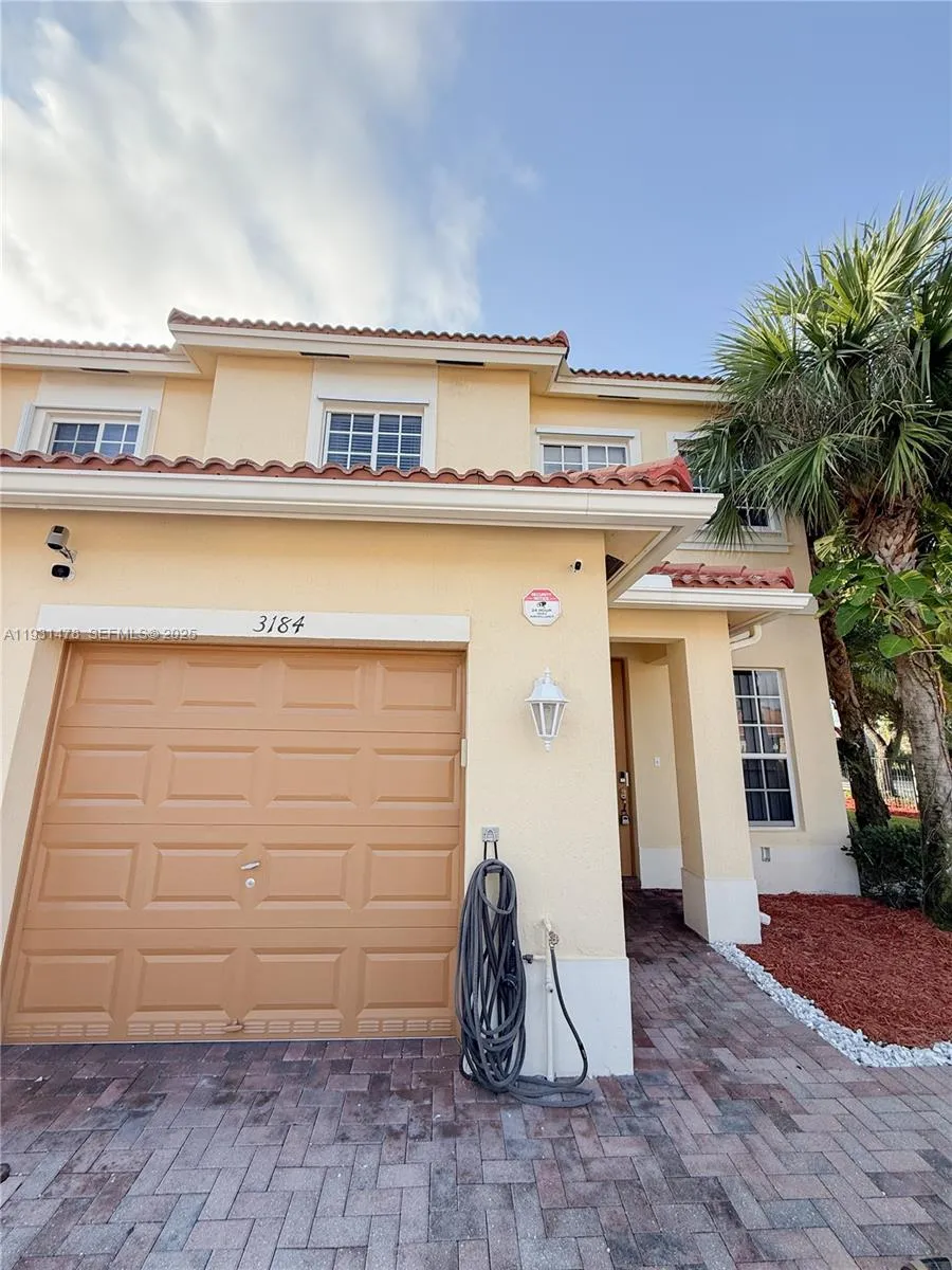 3184 Nw 32nd St, Oakland Park, Florida 33309, Oakland Park, Florida 33309, 3 Bedrooms Bedrooms, ,2 BathroomsBathrooms,Residential,For Sale,3184 Nw 32nd St, Oakland Park, Florida 33309,A11931478