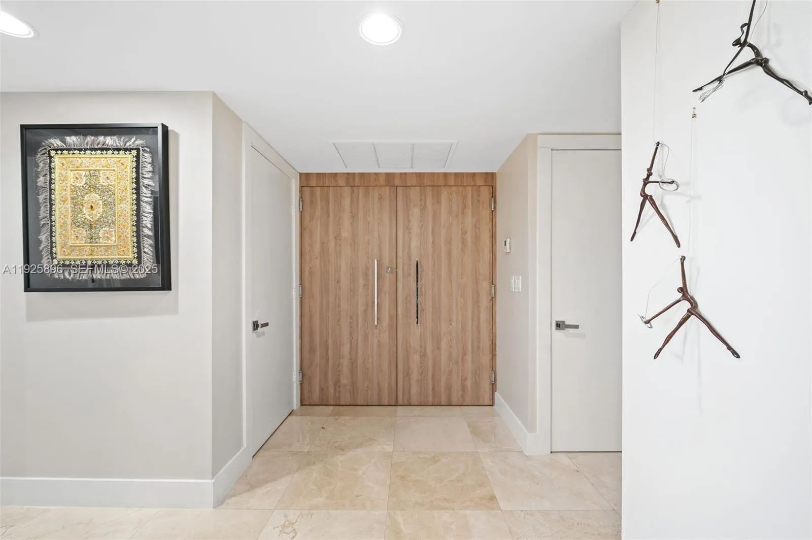 19333 E Collins Ave 1402, Sunny Isles Beach, Flori, Sunny Isles Beach, Florida 33160, 2 Bedrooms Bedrooms, ,2 BathroomsBathrooms,Residential,For Sale,19333 E Collins Ave 1402, Sunny Isles Beach, Flori,A11925896
