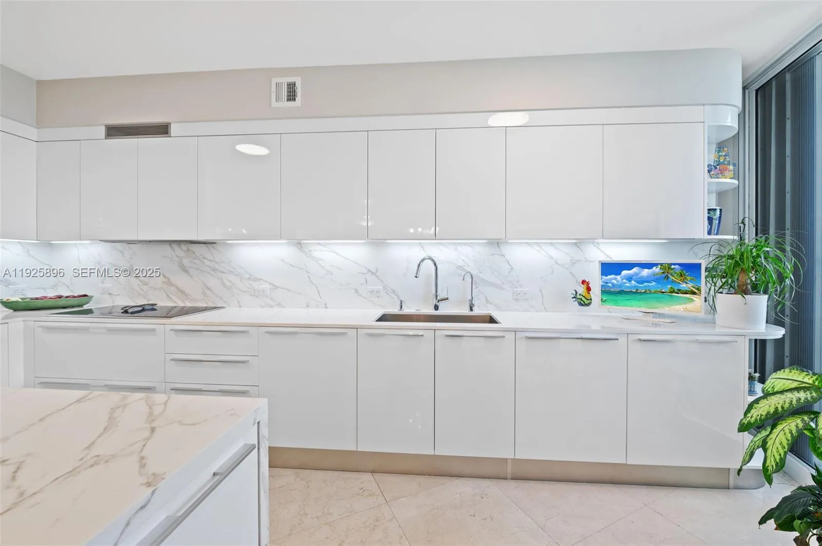 19333 E Collins Ave 1402, Sunny Isles Beach, Flori, Sunny Isles Beach, Florida 33160, 2 Bedrooms Bedrooms, ,2 BathroomsBathrooms,Residential,For Sale,19333 E Collins Ave 1402, Sunny Isles Beach, Flori,A11925896