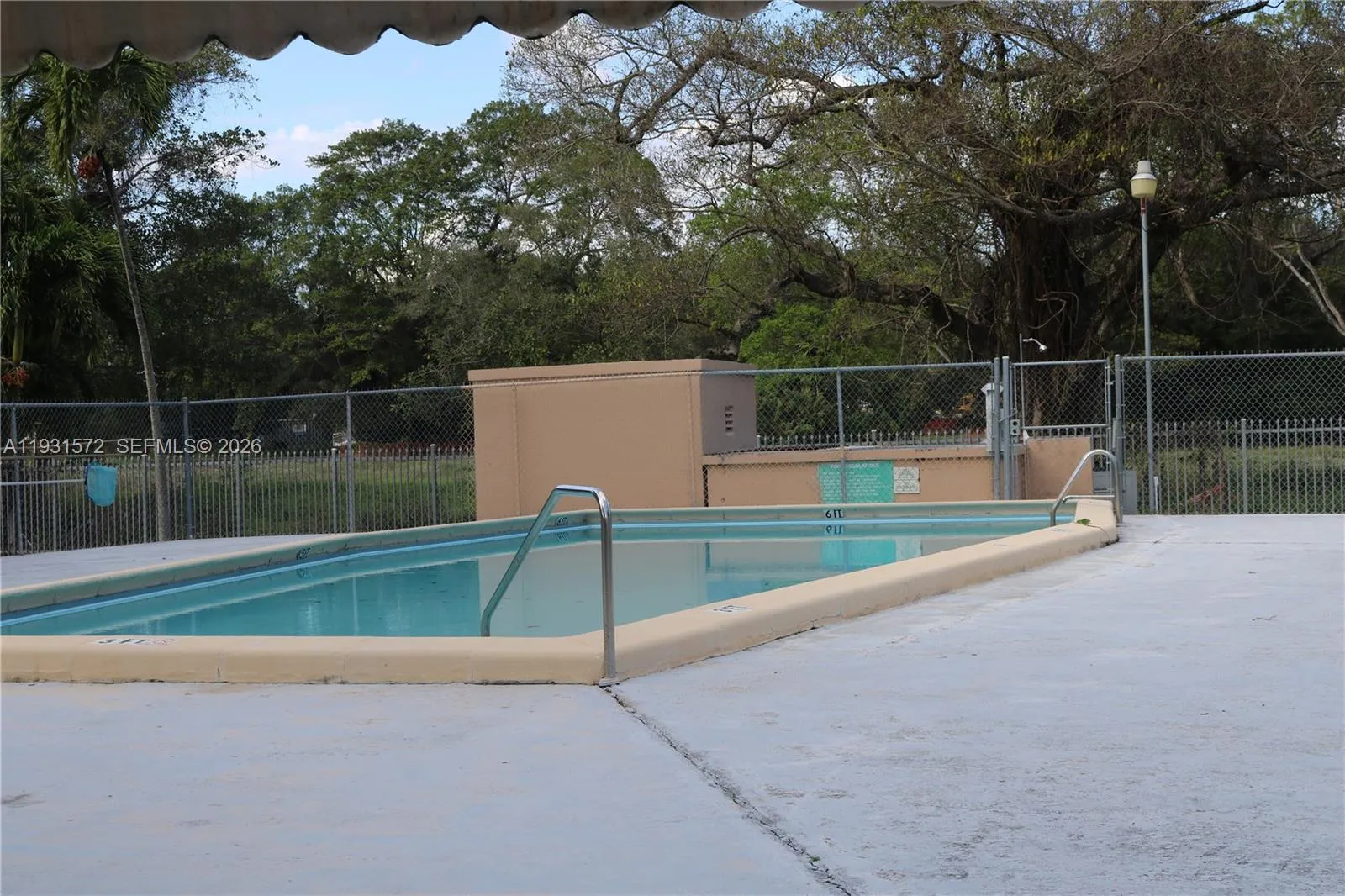 1301 Ne 191st St F407, Miami, Florida 33179, Miami, Florida 33179, 1 Bedroom Bedrooms, ,1 BathroomBathrooms,Residential,For Sale,1301 Ne 191st St F407, Miami, Florida 33179,A11931572