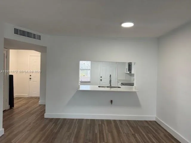 1301 Ne 191st St F407, Miami, Florida 33179, Miami, Florida 33179, 1 Bedroom Bedrooms, ,1 BathroomBathrooms,Residential,For Sale,1301 Ne 191st St F407, Miami, Florida 33179,A11931572