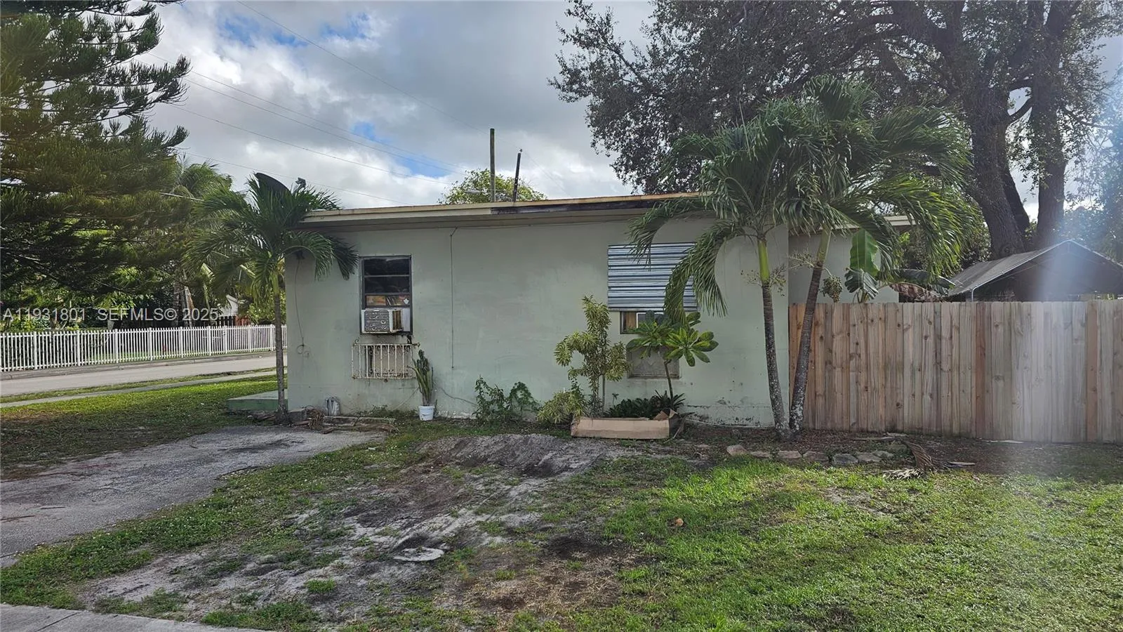 17090 Ne 3rd Ct, North Miami Beach, Florida 33162, North Miami Beach, Florida 33162, ,Residential Income,For Sale,17090 Ne 3rd Ct, North Miami Beach, Florida 33162,A11931801