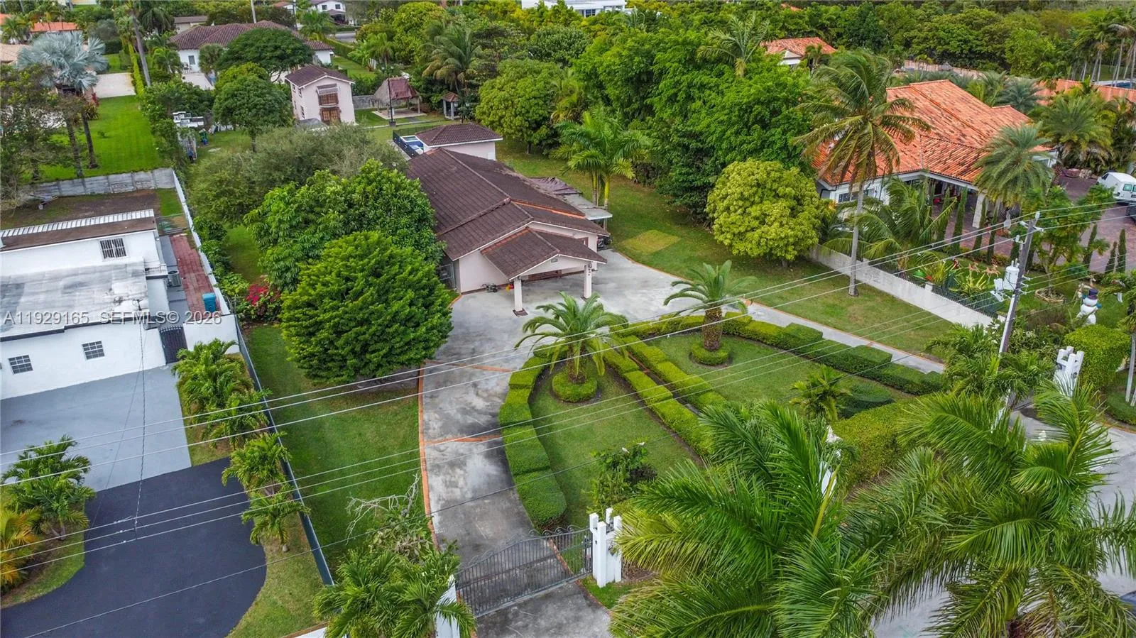 300 Sw 123rd Ave, Miami, Florida 33184, Miami, Florida 33184, 4 Bedrooms Bedrooms, ,2 BathroomsBathrooms,Residential,For Sale,300 Sw 123rd Ave, Miami, Florida 33184,A11929165