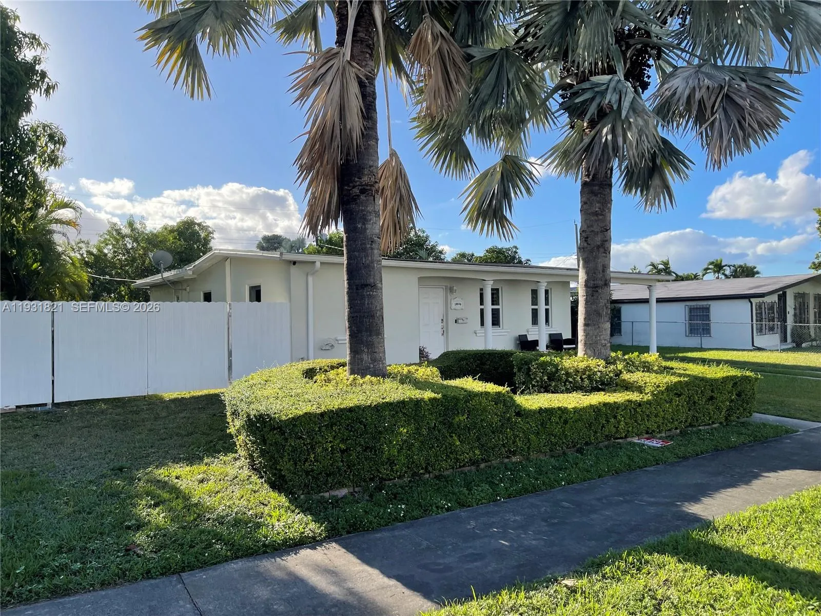 10840 Westwood Lake Dr 0, Miami, Florida 33165, Miami, Florida 33165, 3 Bedrooms Bedrooms, ,2 BathroomsBathrooms,Residential Lease,For Rent,10840 Westwood Lake Dr 0, Miami, Florida 33165,A11931821