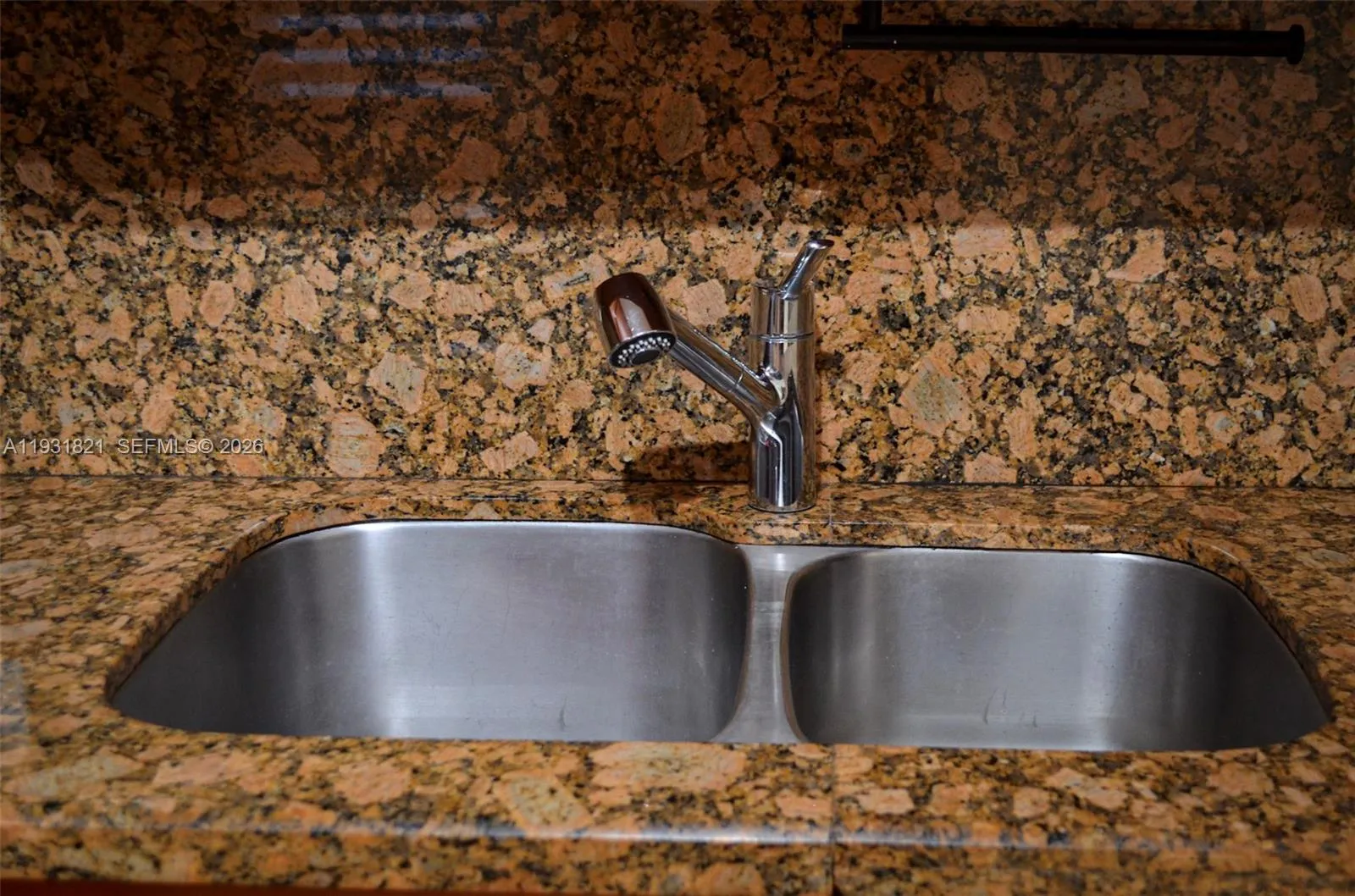 10840 Westwood Lake Dr 0, Miami, Florida 33165, Miami, Florida 33165, 3 Bedrooms Bedrooms, ,2 BathroomsBathrooms,Residential Lease,For Rent,10840 Westwood Lake Dr 0, Miami, Florida 33165,A11931821