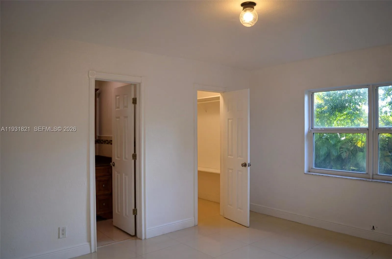 10840 Westwood Lake Dr 0, Miami, Florida 33165, Miami, Florida 33165, 3 Bedrooms Bedrooms, ,2 BathroomsBathrooms,Residential Lease,For Rent,10840 Westwood Lake Dr 0, Miami, Florida 33165,A11931821