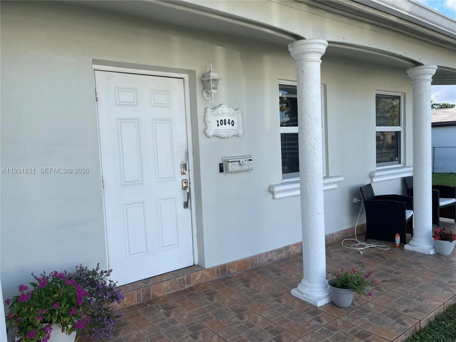 10840 Westwood Lake Dr 0, Miami, Florida 33165, Miami, Florida 33165, 3 Bedrooms Bedrooms, ,2 BathroomsBathrooms,Residential Lease,For Rent,10840 Westwood Lake Dr 0, Miami, Florida 33165,A11931821