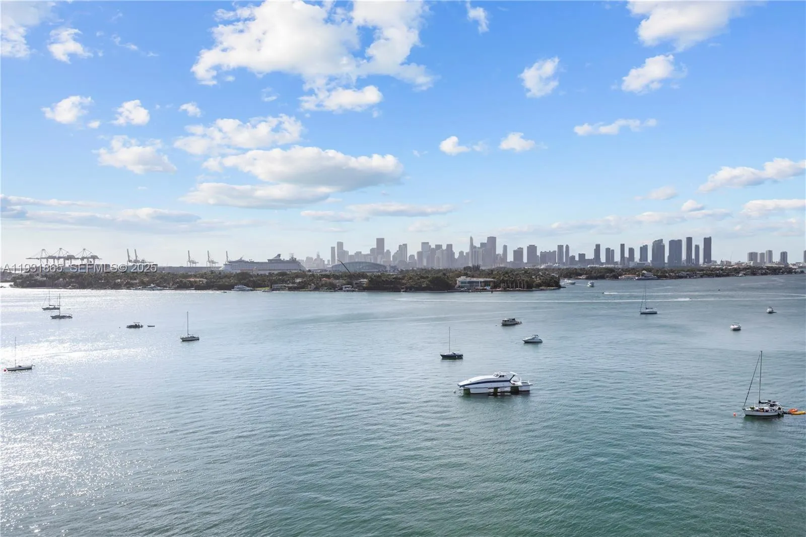 1100 West Ave 1014, Miami Beach, Florida 33139, Miami Beach, Florida 33139, 1 Bedroom Bedrooms, ,1 BathroomBathrooms,Residential Lease,For Rent,1100 West Ave 1014, Miami Beach, Florida 33139,A11931865