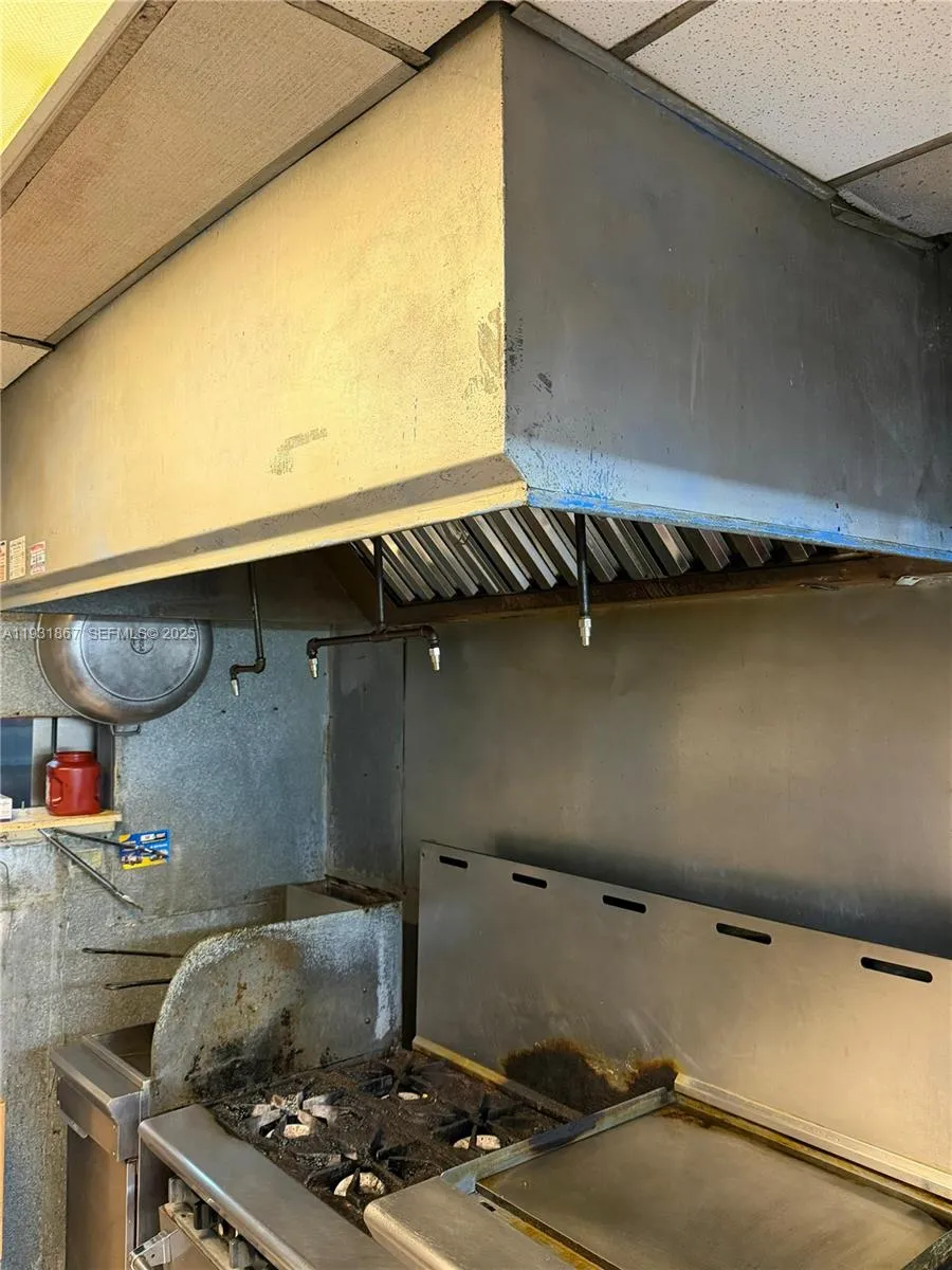 4700 Nw 7th St Unit 12-13, Miami, Florida 33126, Miami, Florida 33126, ,Business Opportunity,For Sale,4700 Nw 7th St Unit 12-13, Miami, Florida 33126,A11931867