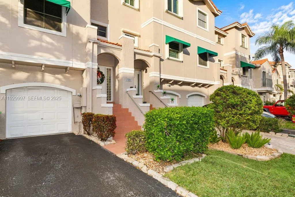 12691 Nw 14th Pl, Sunrise, Florida 33323, Sunrise, Florida 33323, 3 Bedrooms Bedrooms, ,3 BathroomsBathrooms,Residential,For Sale,12691 Nw 14th Pl, Sunrise, Florida 33323,A11929997