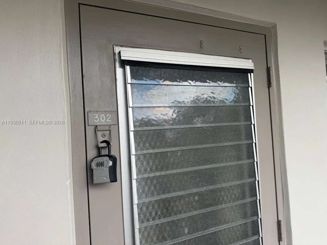 9330 Lagoon Pl 302, Davie, Florida 33324, Davie, Florida 33324, 1 Bedroom Bedrooms, ,1 BathroomBathrooms,Residential Lease,For Rent,9330 Lagoon Pl 302, Davie, Florida 33324,A11930511