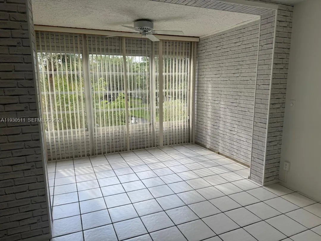 9330 Lagoon Pl 302, Davie, Florida 33324, Davie, Florida 33324, 1 Bedroom Bedrooms, ,1 BathroomBathrooms,Residential Lease,For Rent,9330 Lagoon Pl 302, Davie, Florida 33324,A11930511