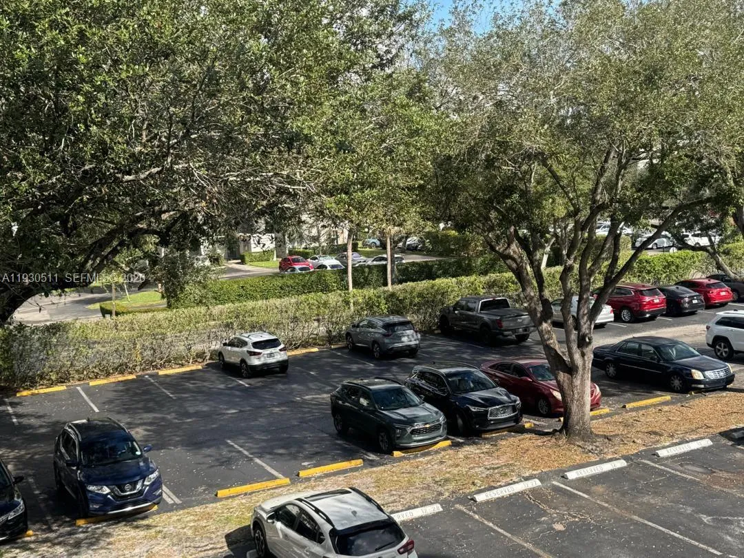 9330 Lagoon Pl 302, Davie, Florida 33324, Davie, Florida 33324, 1 Bedroom Bedrooms, ,1 BathroomBathrooms,Residential Lease,For Rent,9330 Lagoon Pl 302, Davie, Florida 33324,A11930511