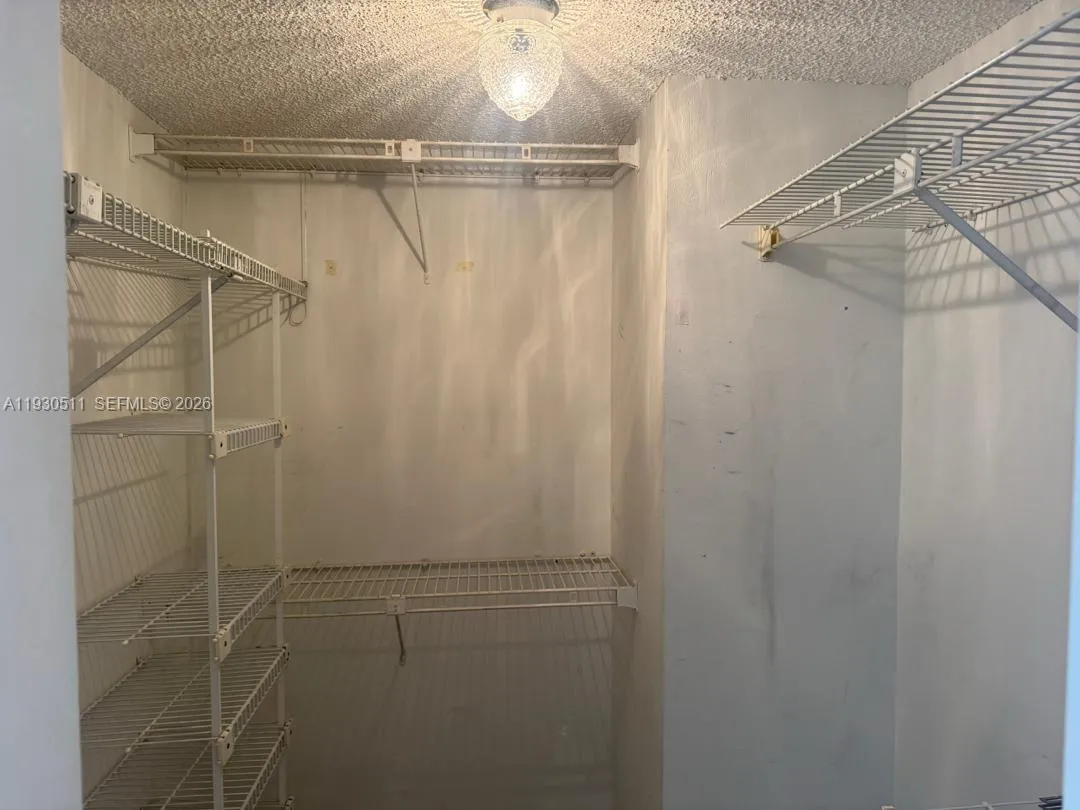 9330 Lagoon Pl 302, Davie, Florida 33324, Davie, Florida 33324, 1 Bedroom Bedrooms, ,1 BathroomBathrooms,Residential Lease,For Rent,9330 Lagoon Pl 302, Davie, Florida 33324,A11930511