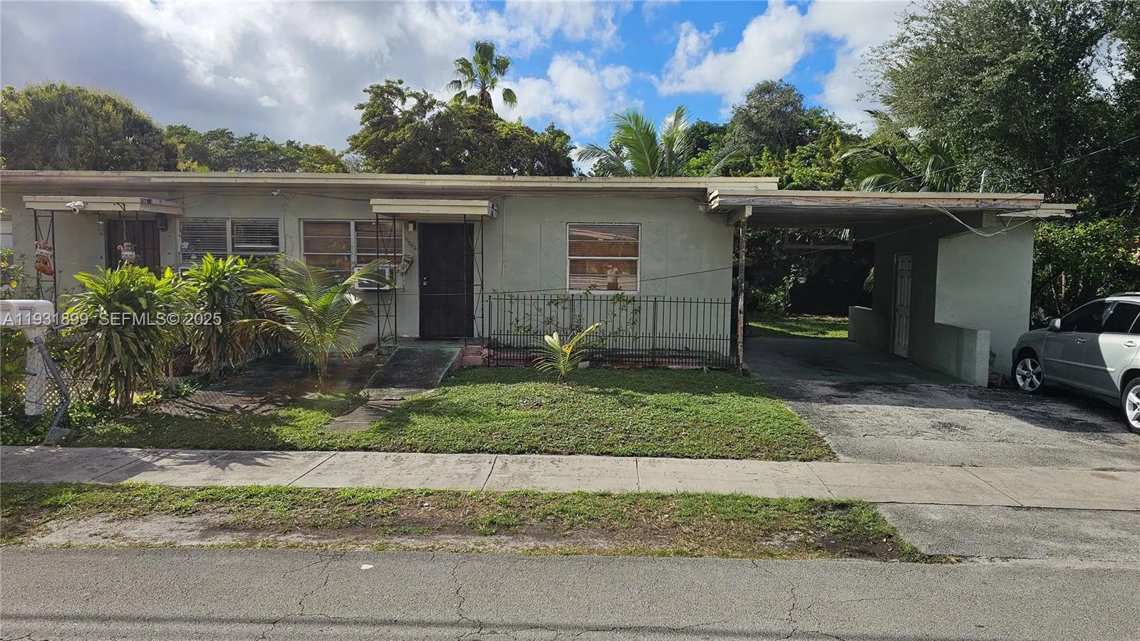 17000-17002 Ne 3rd Ct, North Miami Beach, Florida, North Miami Beach, Florida 33162, ,Residential Income,For Sale,17000-17002 Ne 3rd Ct, North Miami Beach, Florida ,A11931899