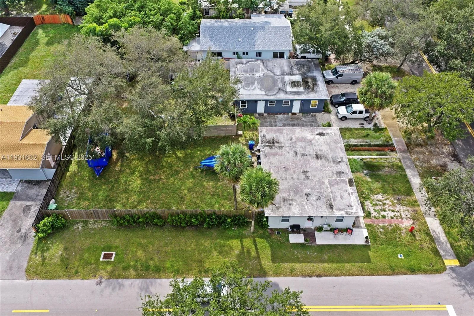 3000 - 3002 Sw 15th Ave, Fort Lauderdale, Florida, Fort Lauderdale, Florida 33315, ,Residential Income,For Sale,3000 - 3002 Sw 15th Ave, Fort Lauderdale, Florida ,A11931632